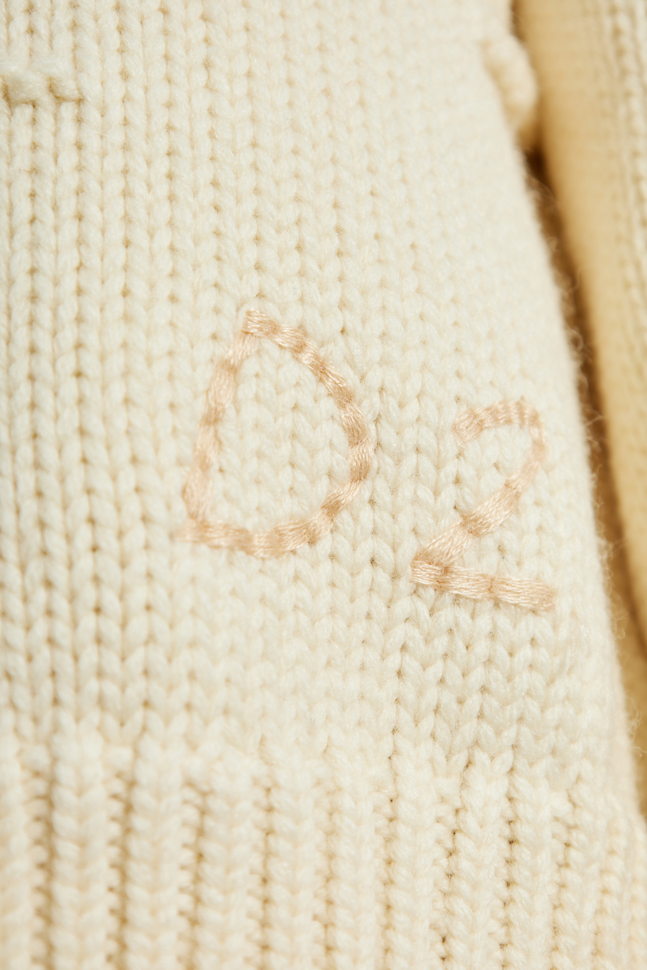 Dsquared2 Ripped-detailing Knitted Jumper In Nude