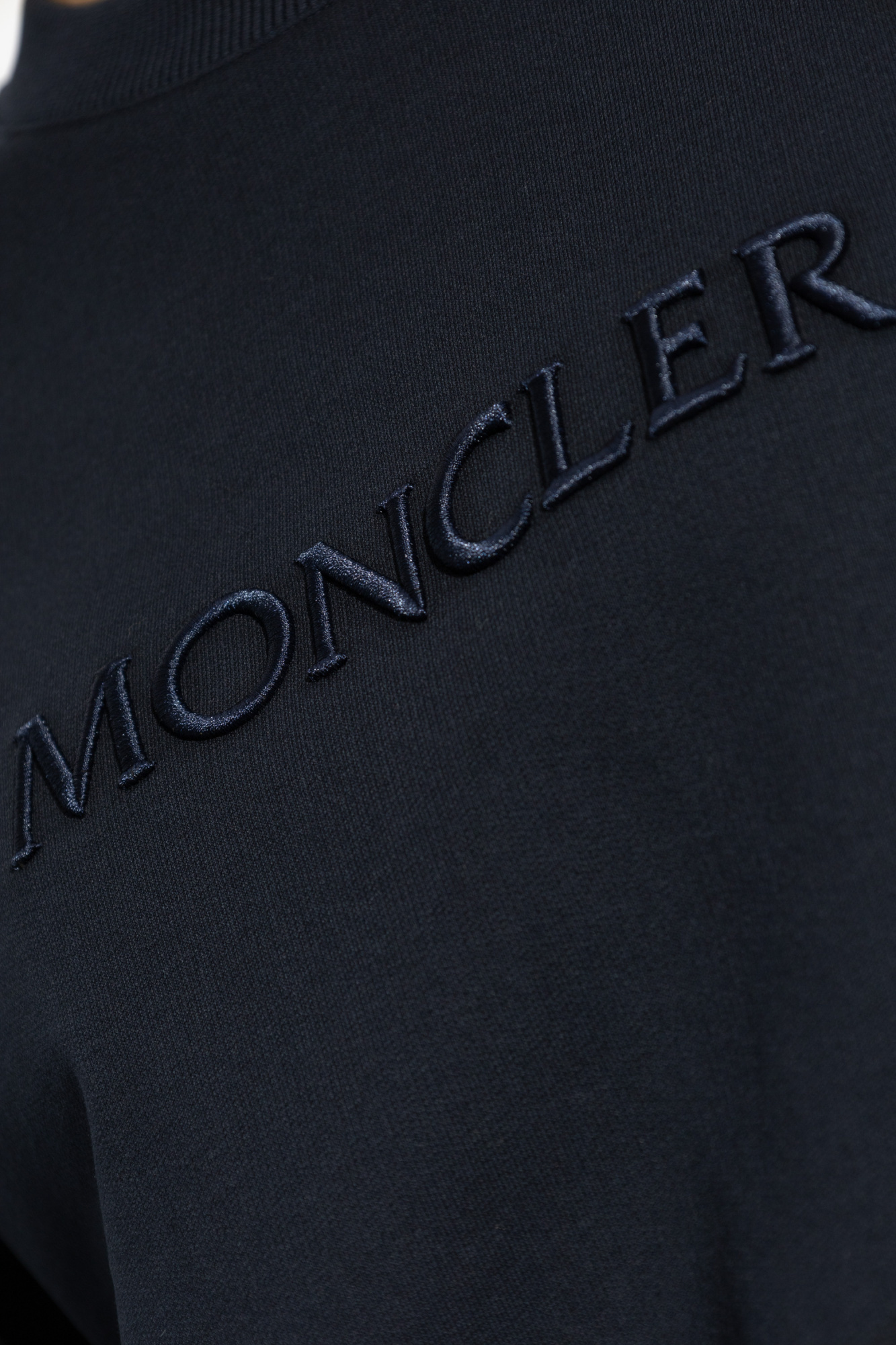 MONCLER MONCLER LOGO EMBROIDERED CREWNECK SWEATSHIRT