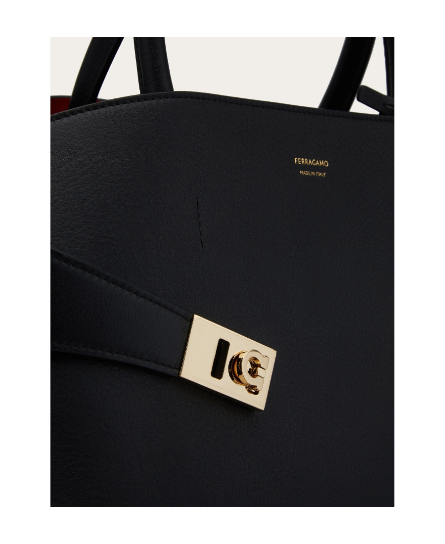 Ferragamo Salvatore  Hug Medium Tote Bag In Black
