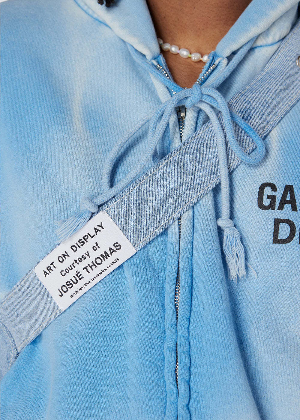 Gallery Dept. Logo Chest Bag In Blue