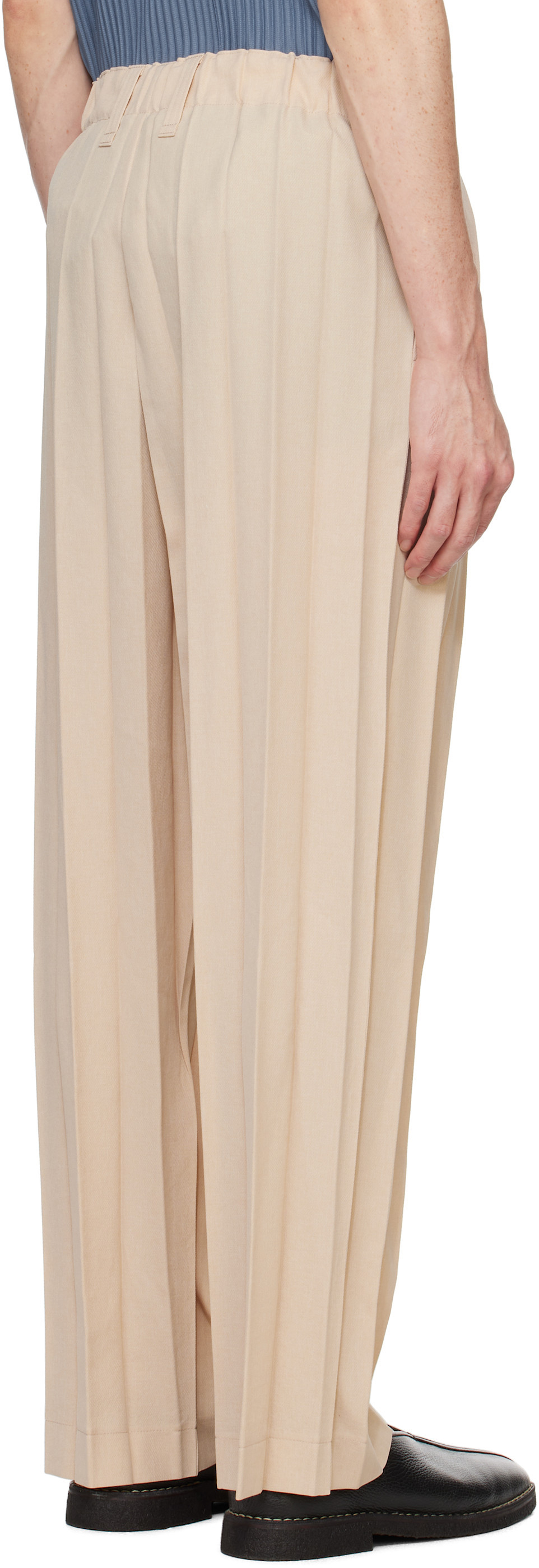 Issey Miyake Edge Ensemble Trousers In Nude