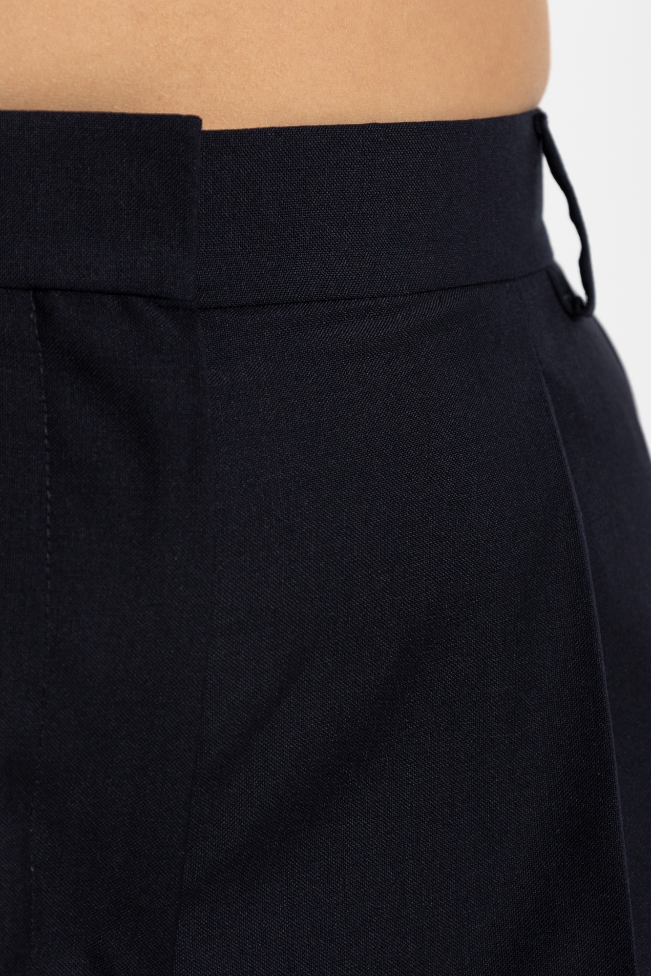 Officine Generale Belt Loop Casual Pants In Black