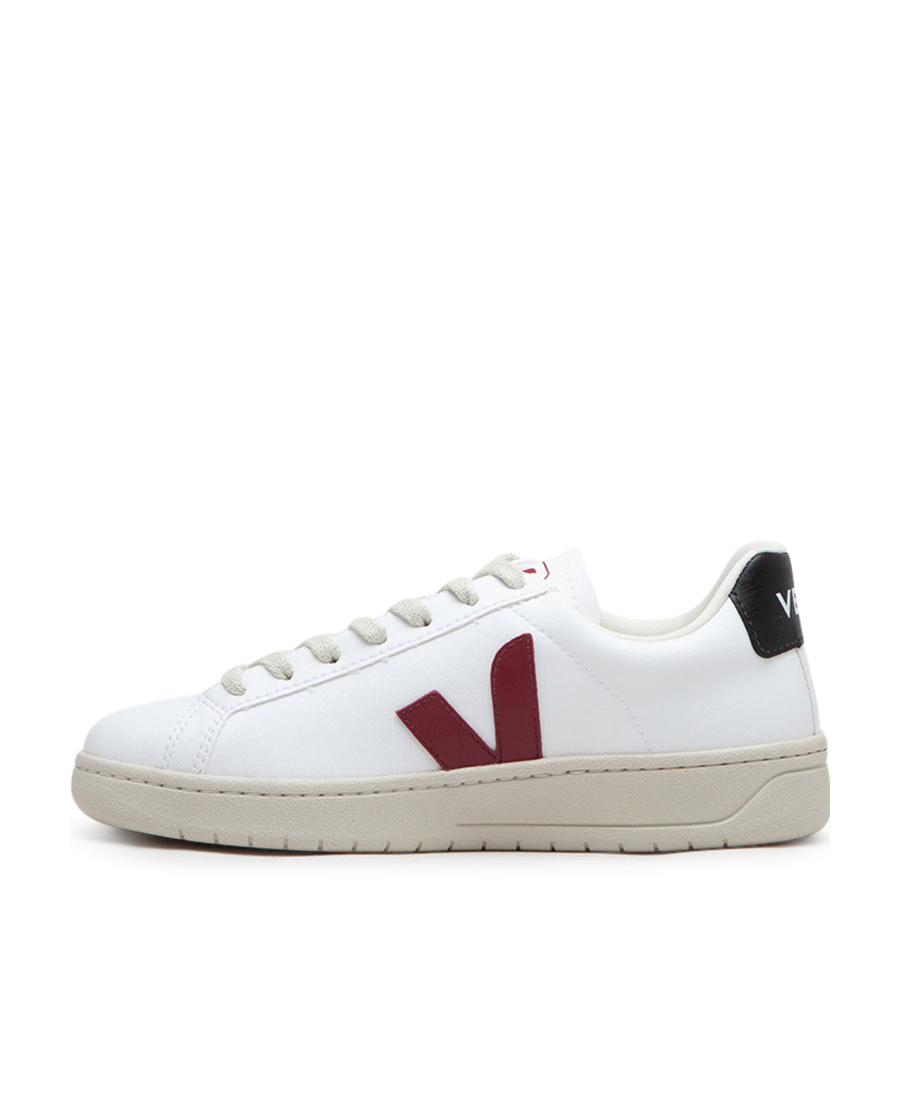 Veja Low-top Leisure Sneakers In White