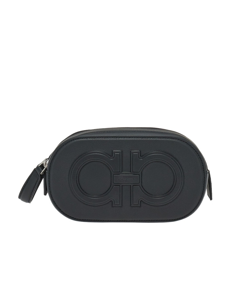 Ferragamo Logo Clutch In Black