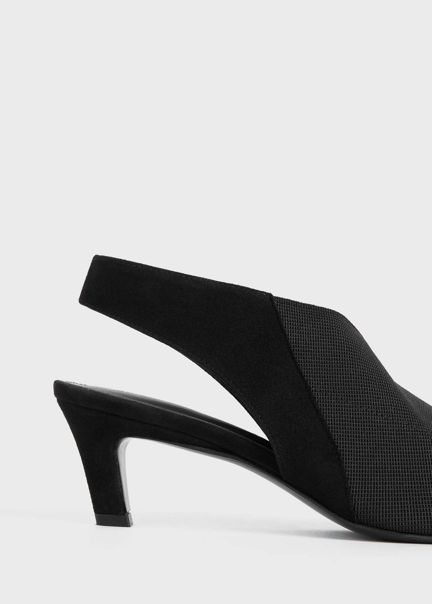 Totême Toteme Women Mid Heel Elastic Slingback Pumps In Black