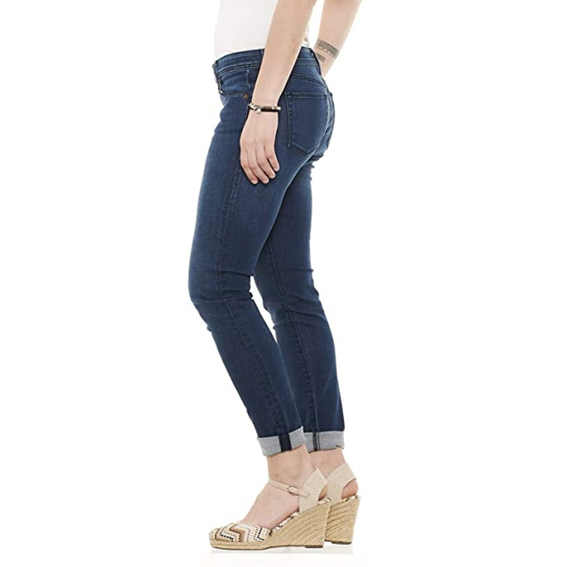 BURBERRY STRAIGHT JEANS