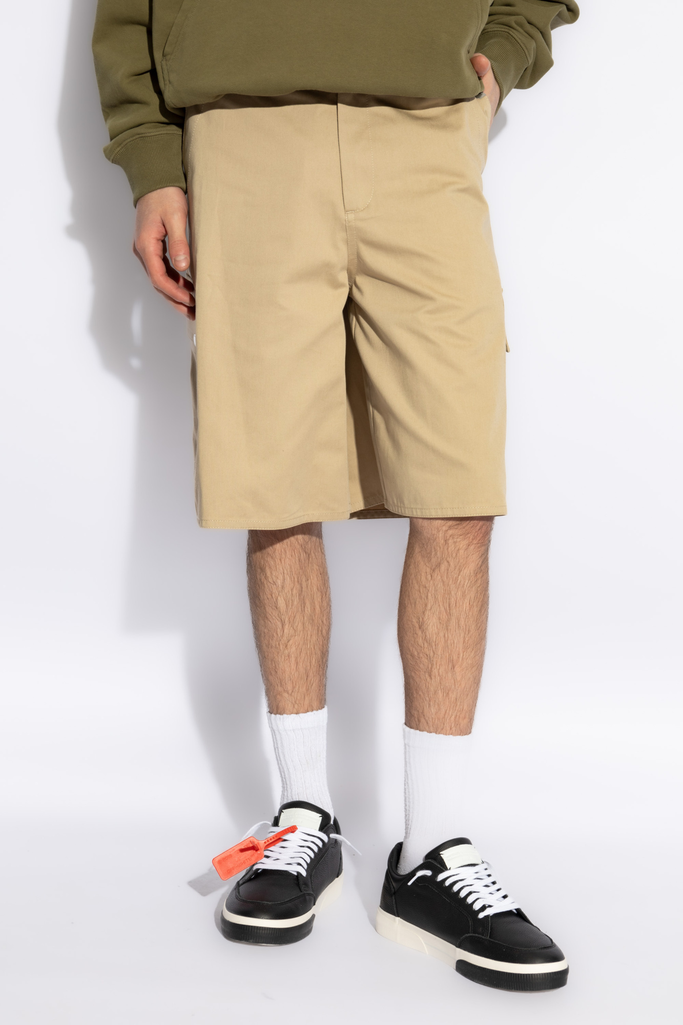 OFF-WHITE OFF-WHITE LOGO EMBROIDERED CARGO SHORTS