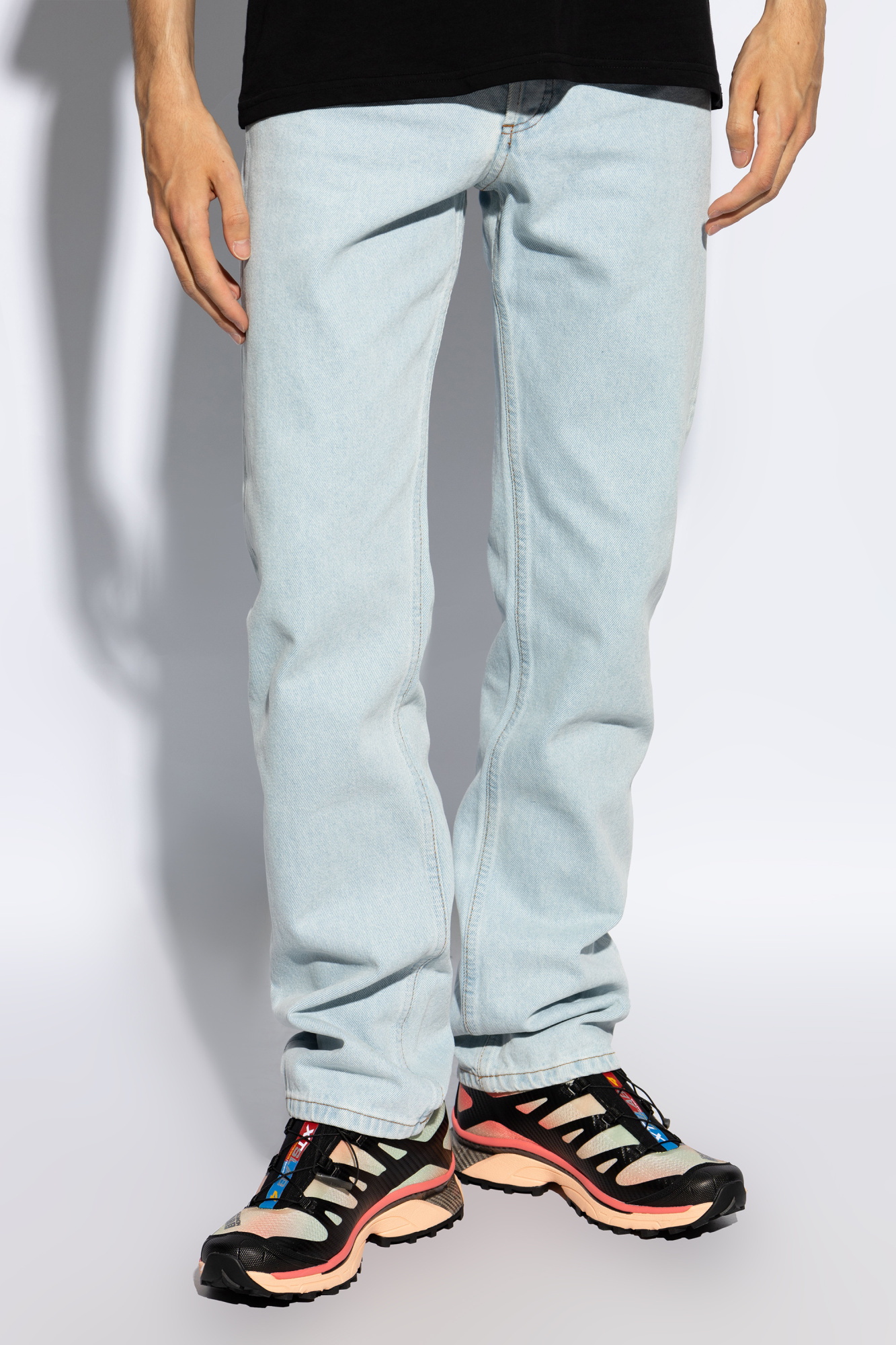 Apc New Standard Mid-rise Straight-leg Jeans In White