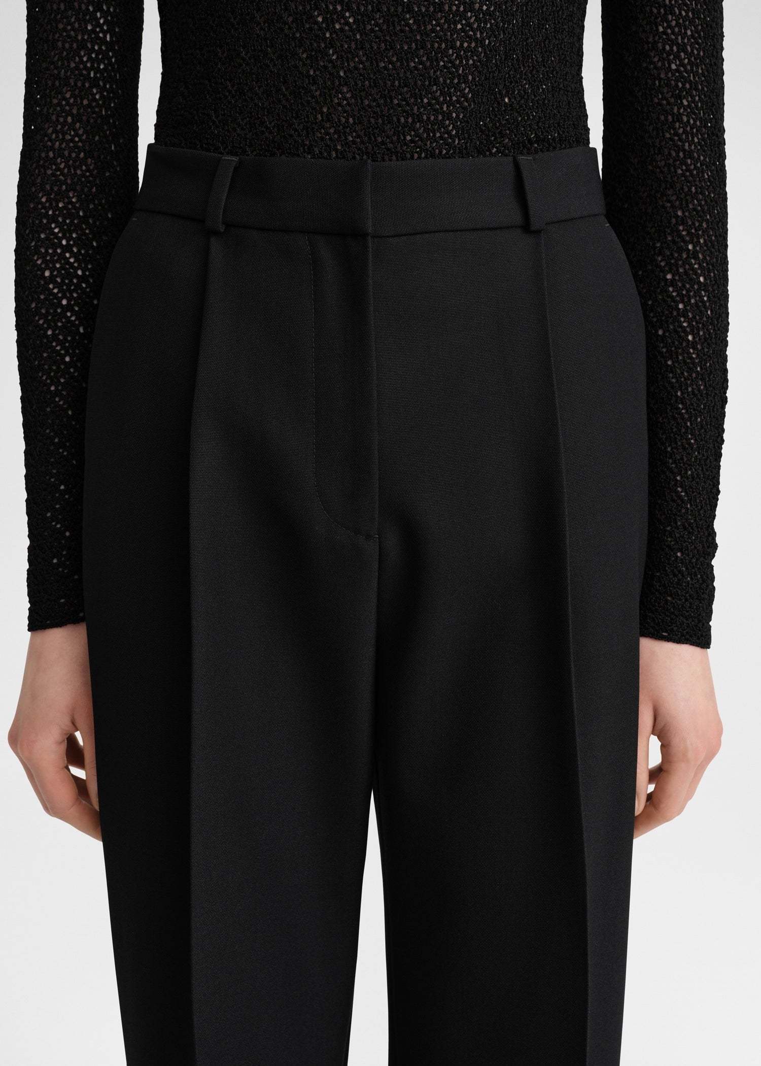 Totême Envato Tapered Trousers In Black