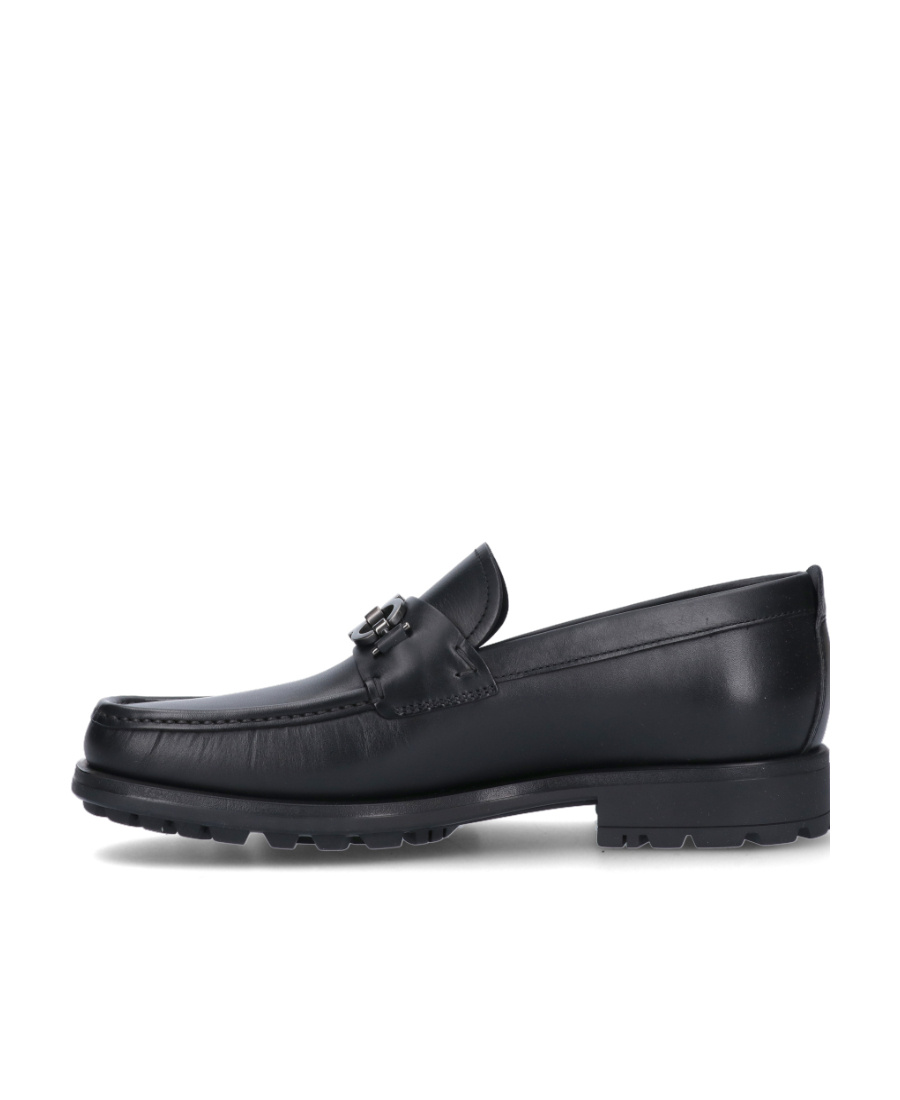 Ferragamo Leather David Loafer With Gancini Hook For Men In Black