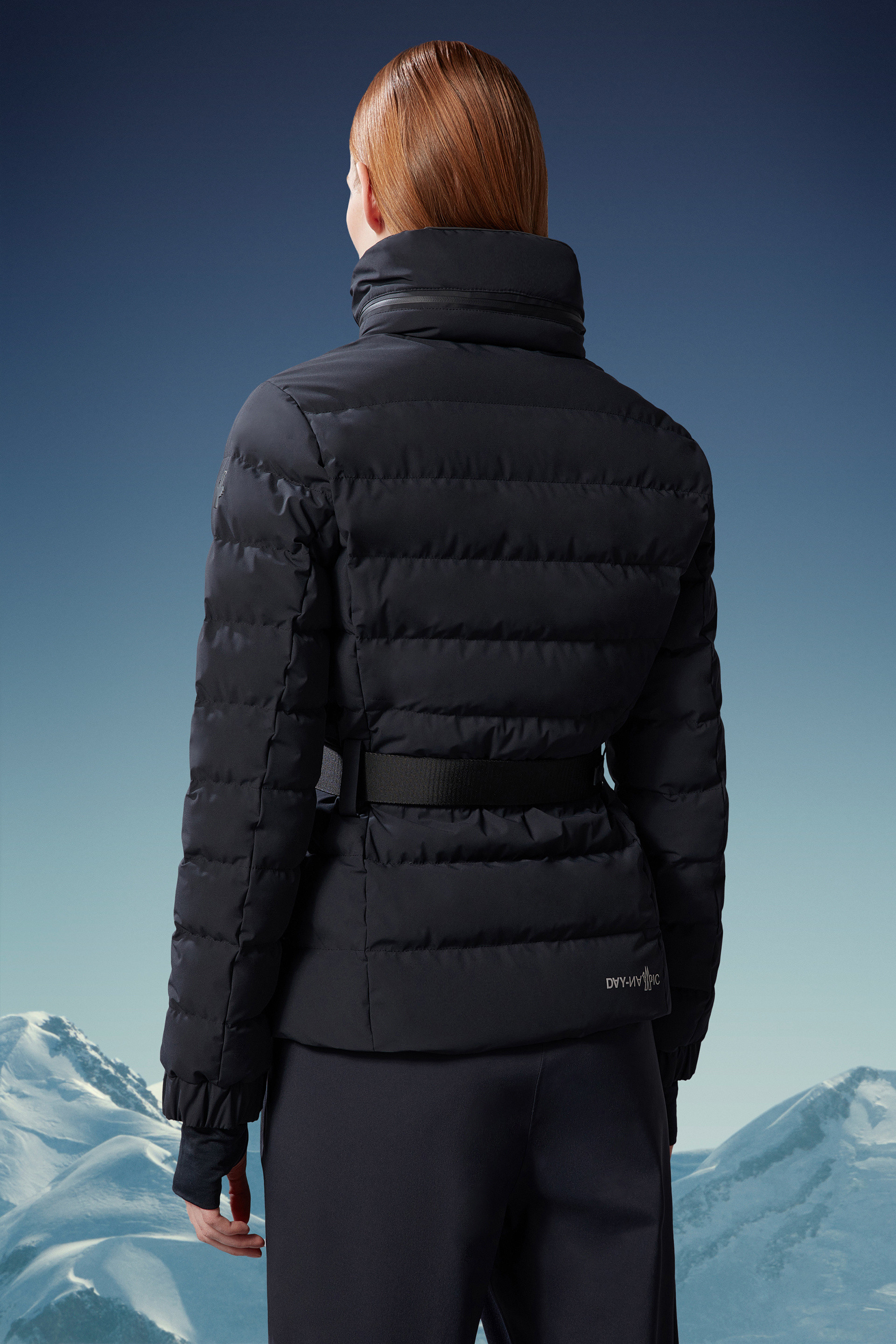 Moncler Bettex Ski Down Jacket In Black