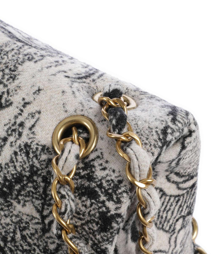 Vivienne Westwood Graphic Print Shoulder Bag With Chain Strap In Gray
