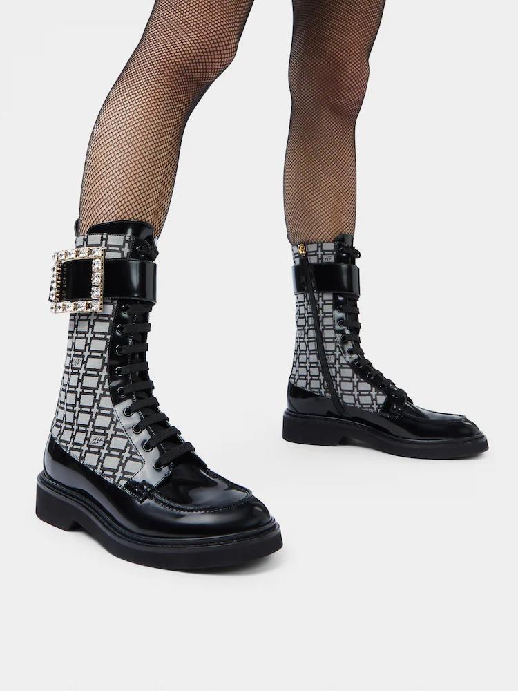 Roger Vivier Clasp Short Boots In Black
