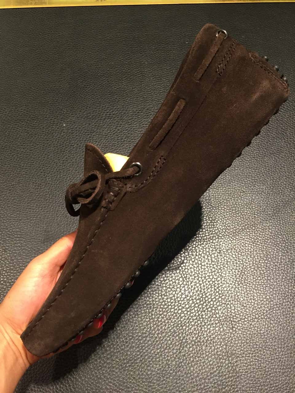 Tod's Gommino Suede Loafers In Black