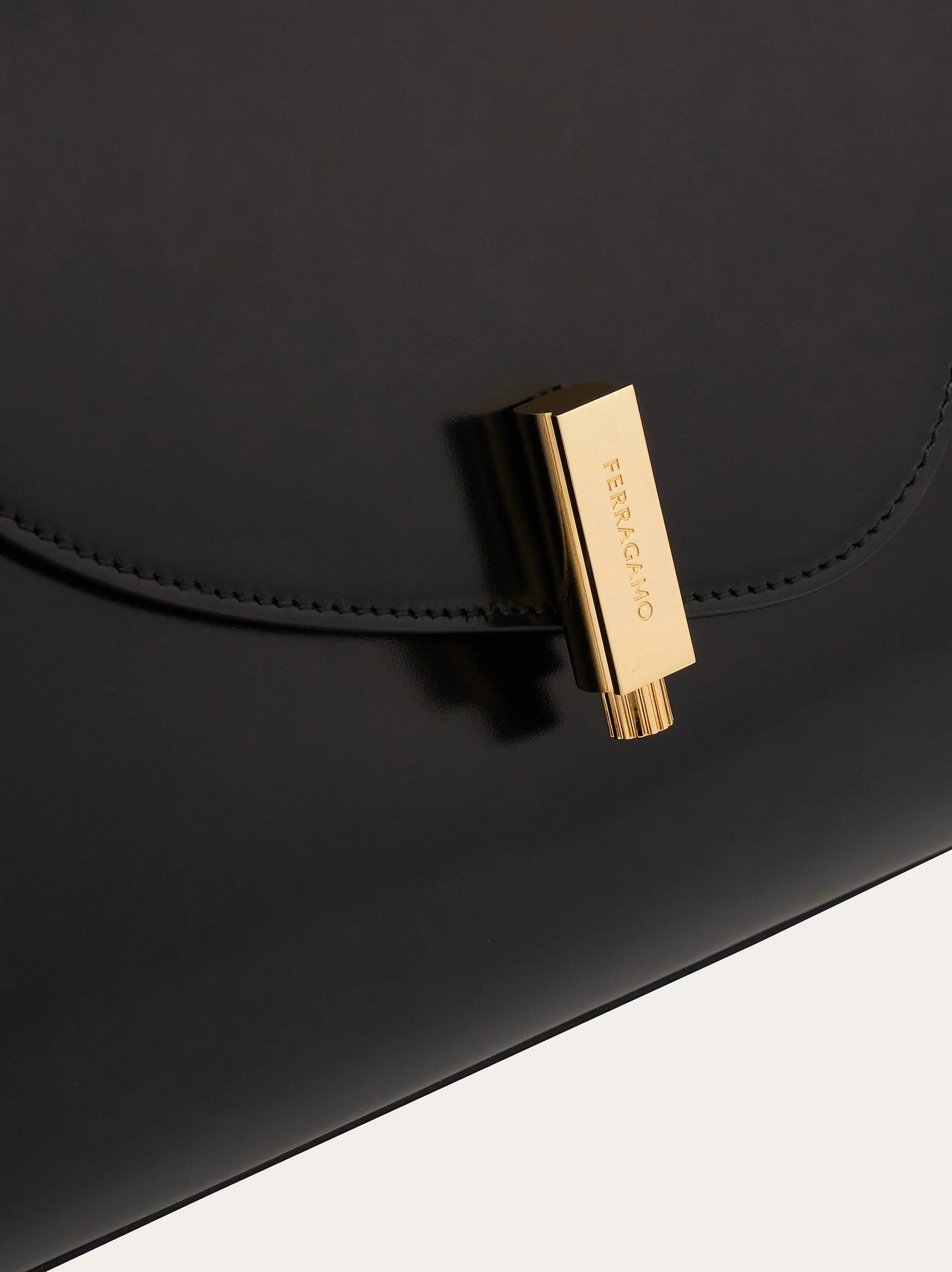 Ferragamo Salvatore Geometric Top Handle Bag In Black