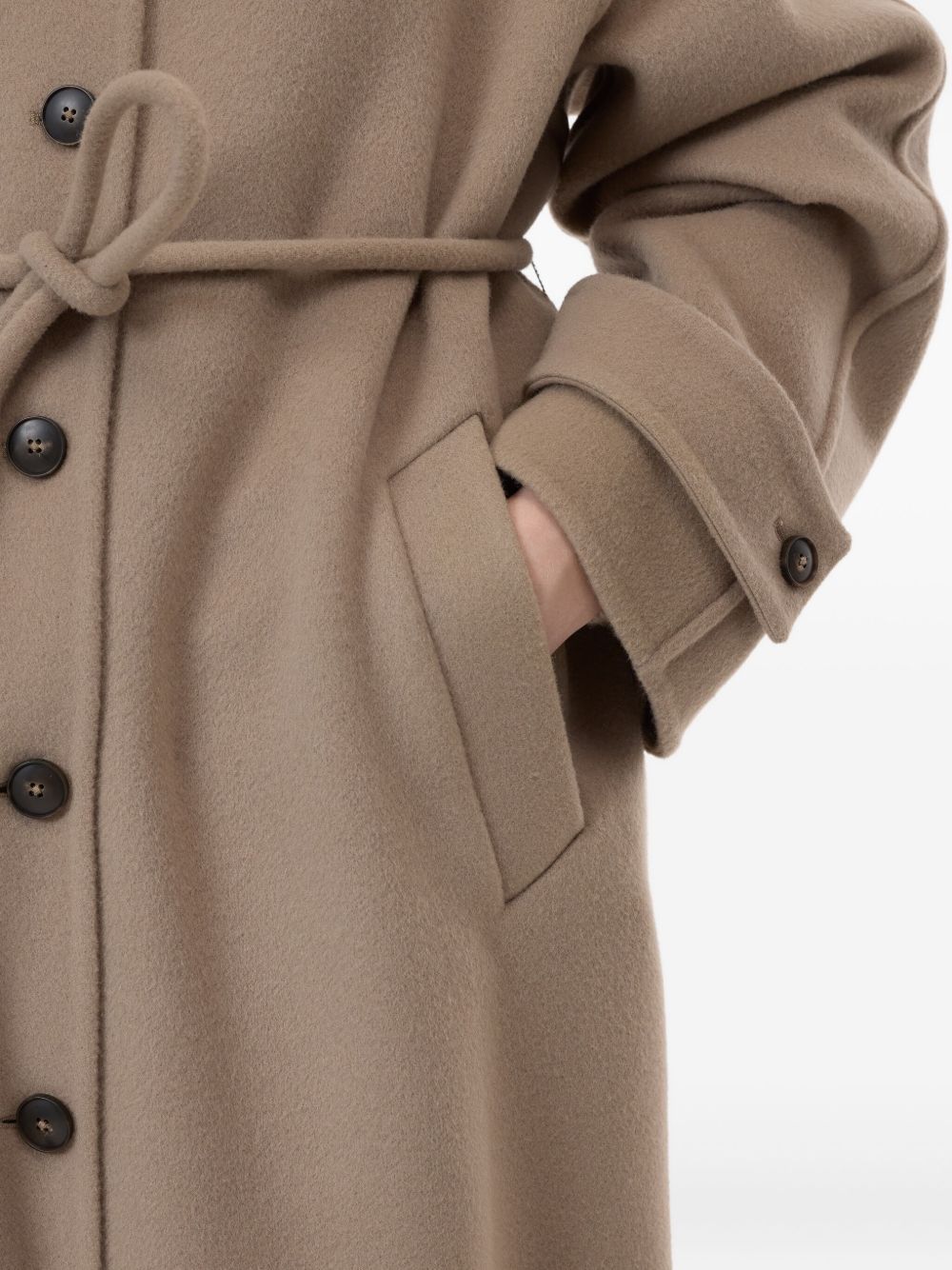 Closed Wool Belted Coat In Brown