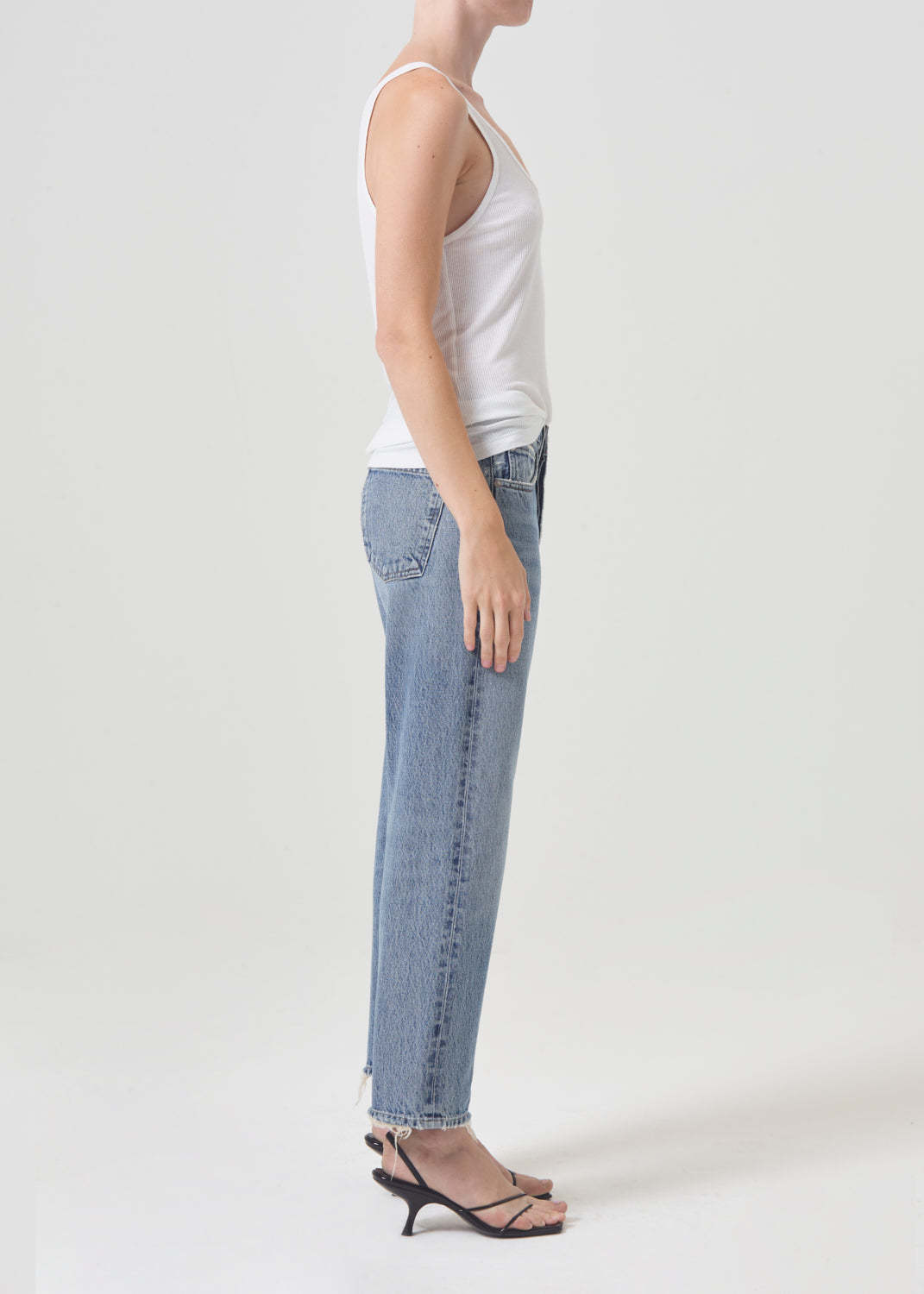Agolde Parker Mid-rise Distressed Cropped Jeans In Blue