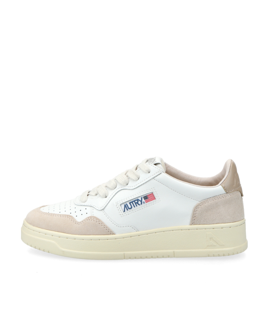 Autry Leather Sneakers With Contrast Heel Tab In Nude