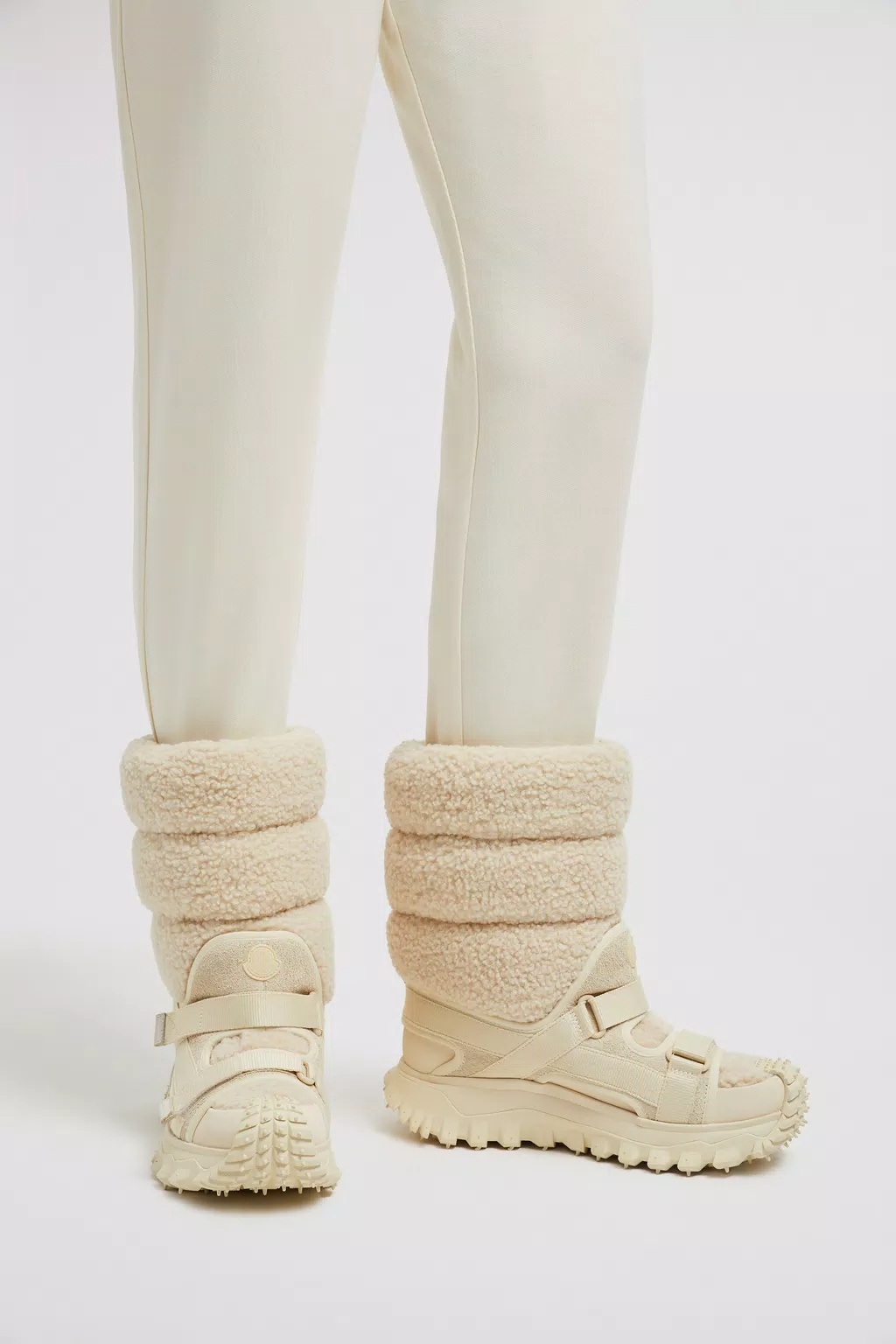 Moncler Round-head Short Boots In White