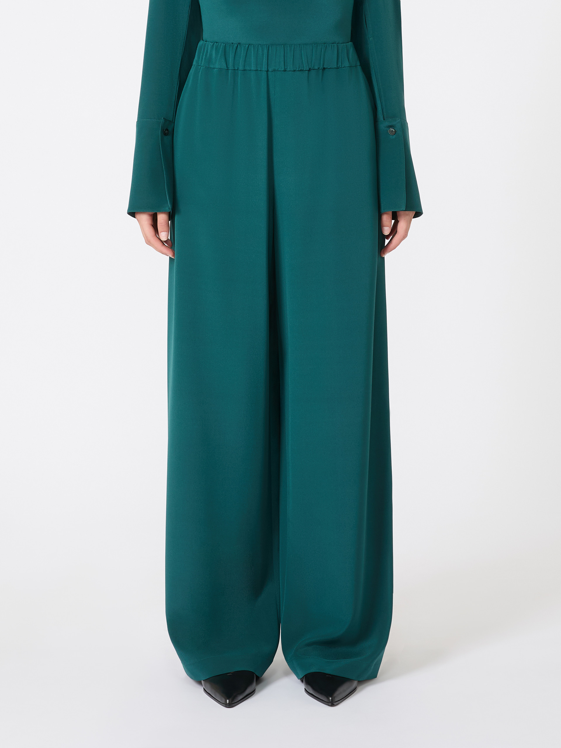 Max Mara Comfortable Trousers In Stretch Crêpe De Chine In Green