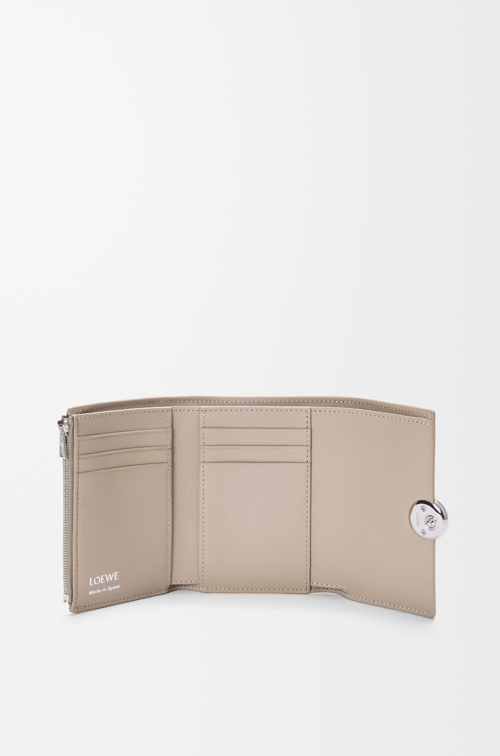 Loewe Vertical Wallet In Brown