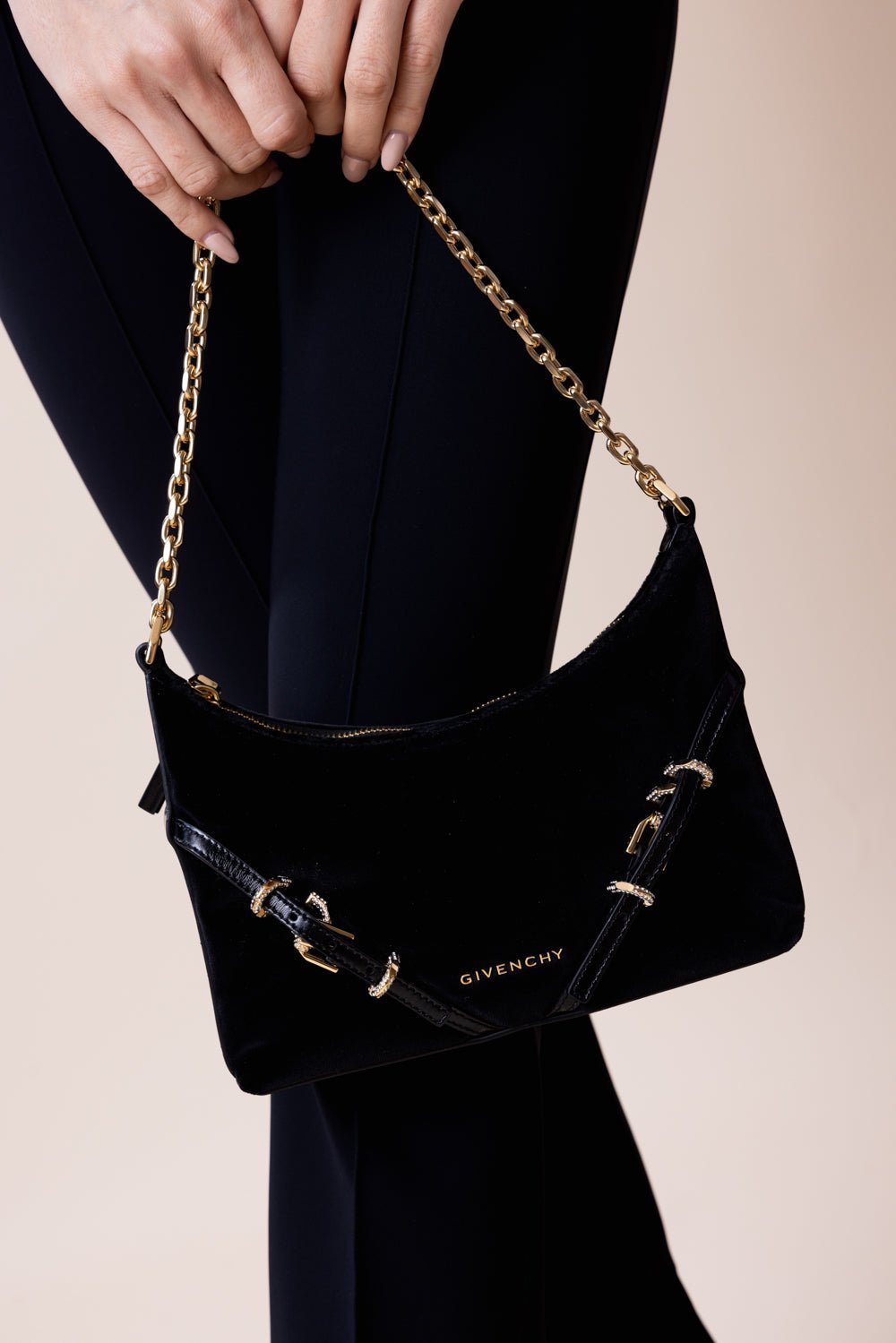 Givenchy Voyou Chain Leather Shoulder Bag In Black