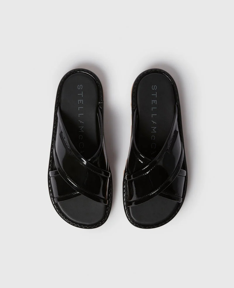 Stella Mccartney Round Toe Slippers In Black