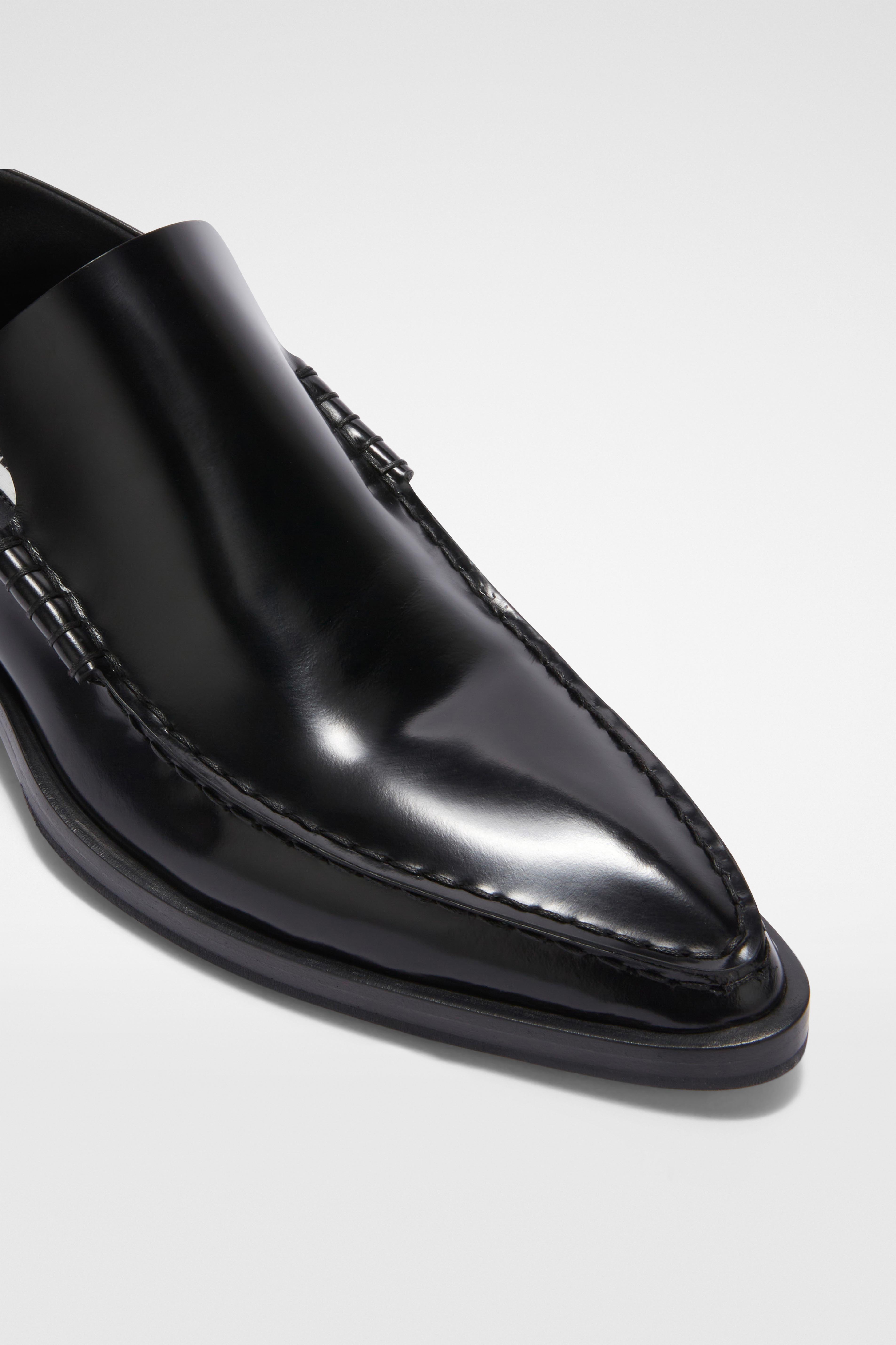 Jil Sander Pointed-toe Leather Loafers In Black