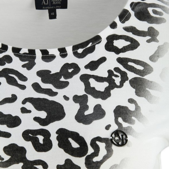Armani Jeans Round Collar And Long-sleeved T-shirt In White