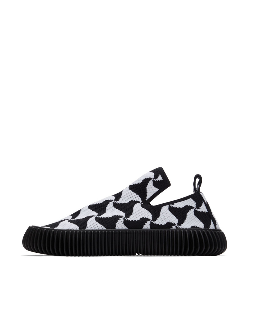 Bottega Veneta Logo Low-top Leisure Sneakers In Black