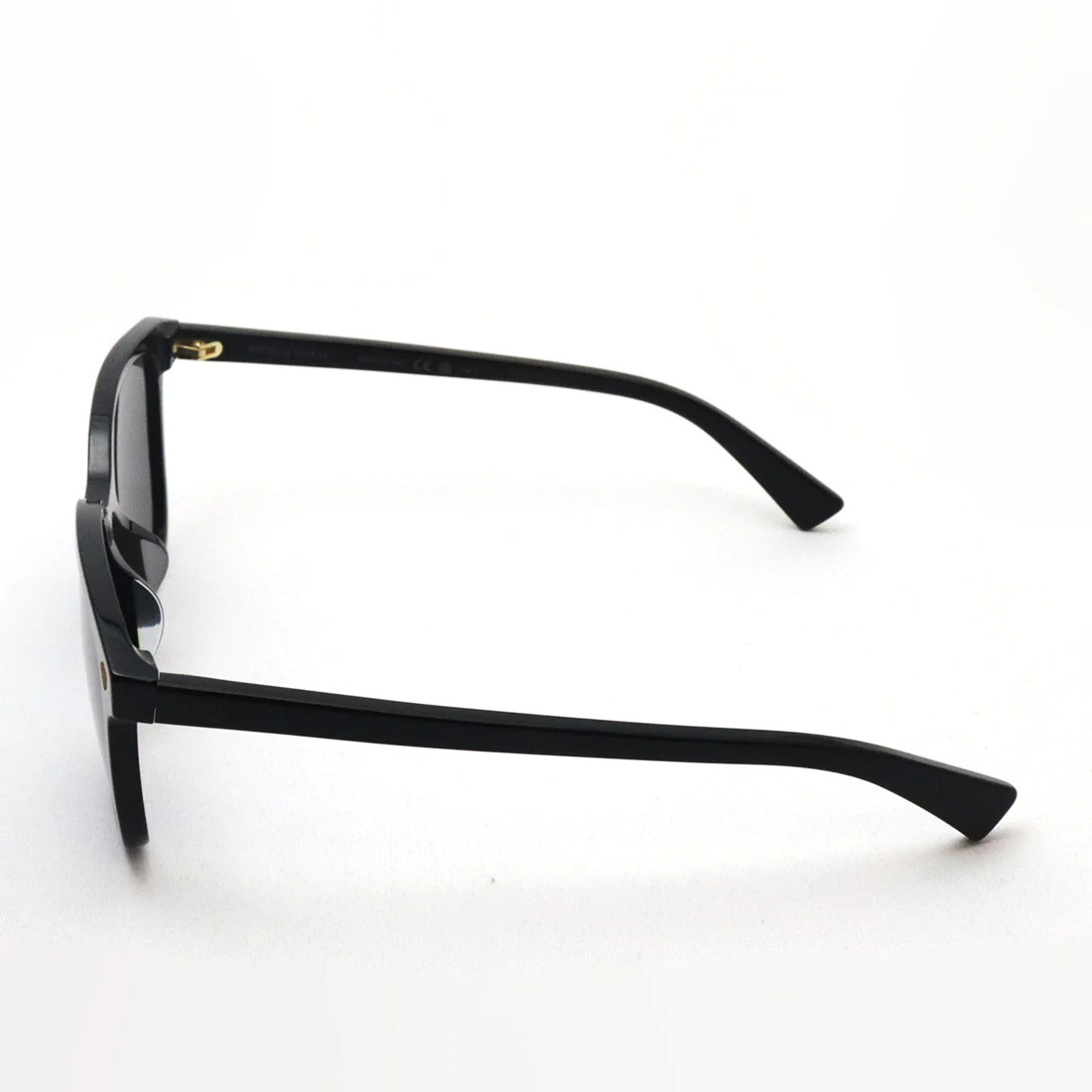 Bottega Veneta Geometric Frame Sunglasses In Black