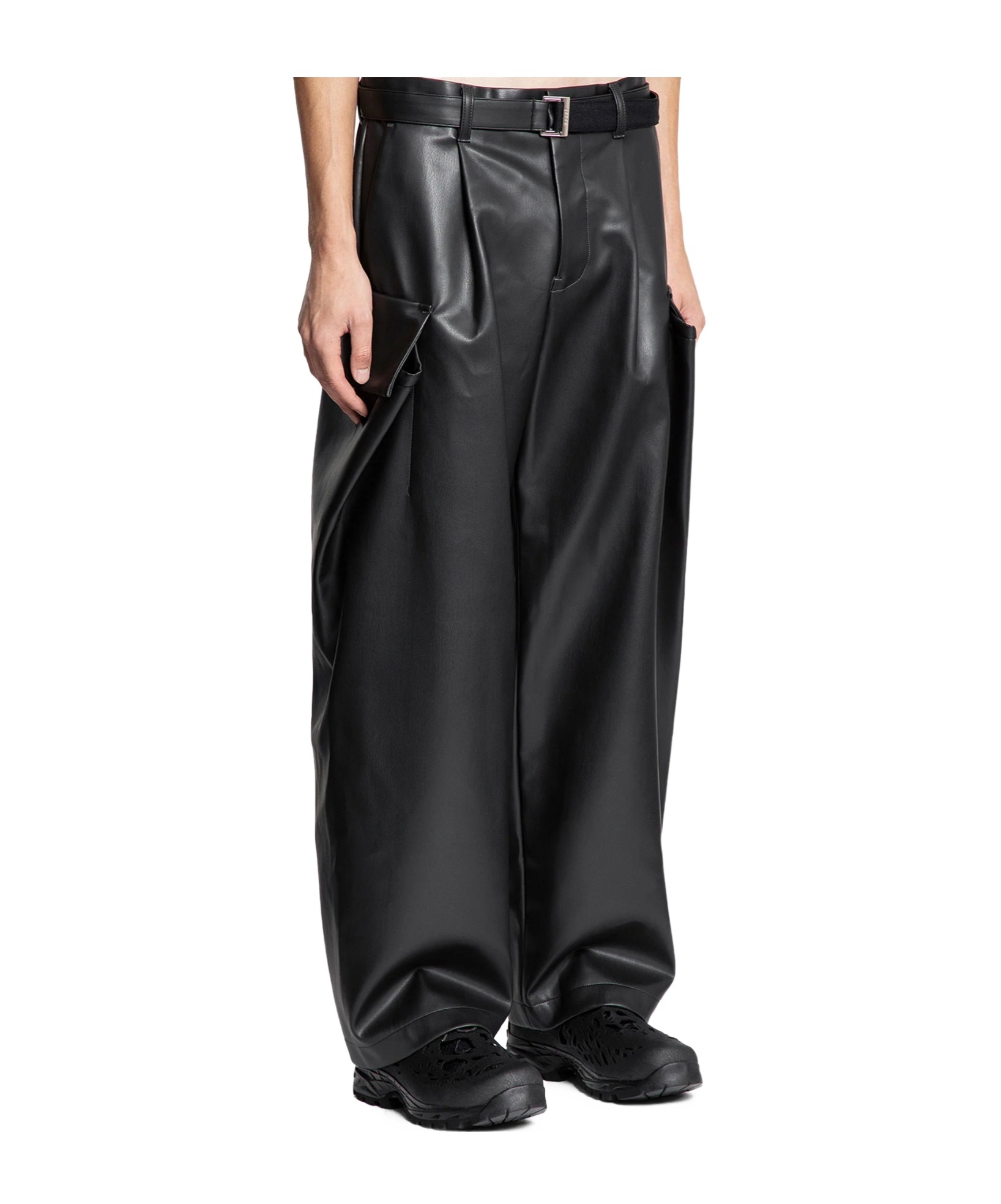 Sacai Belt Loop Casual Pants In Black