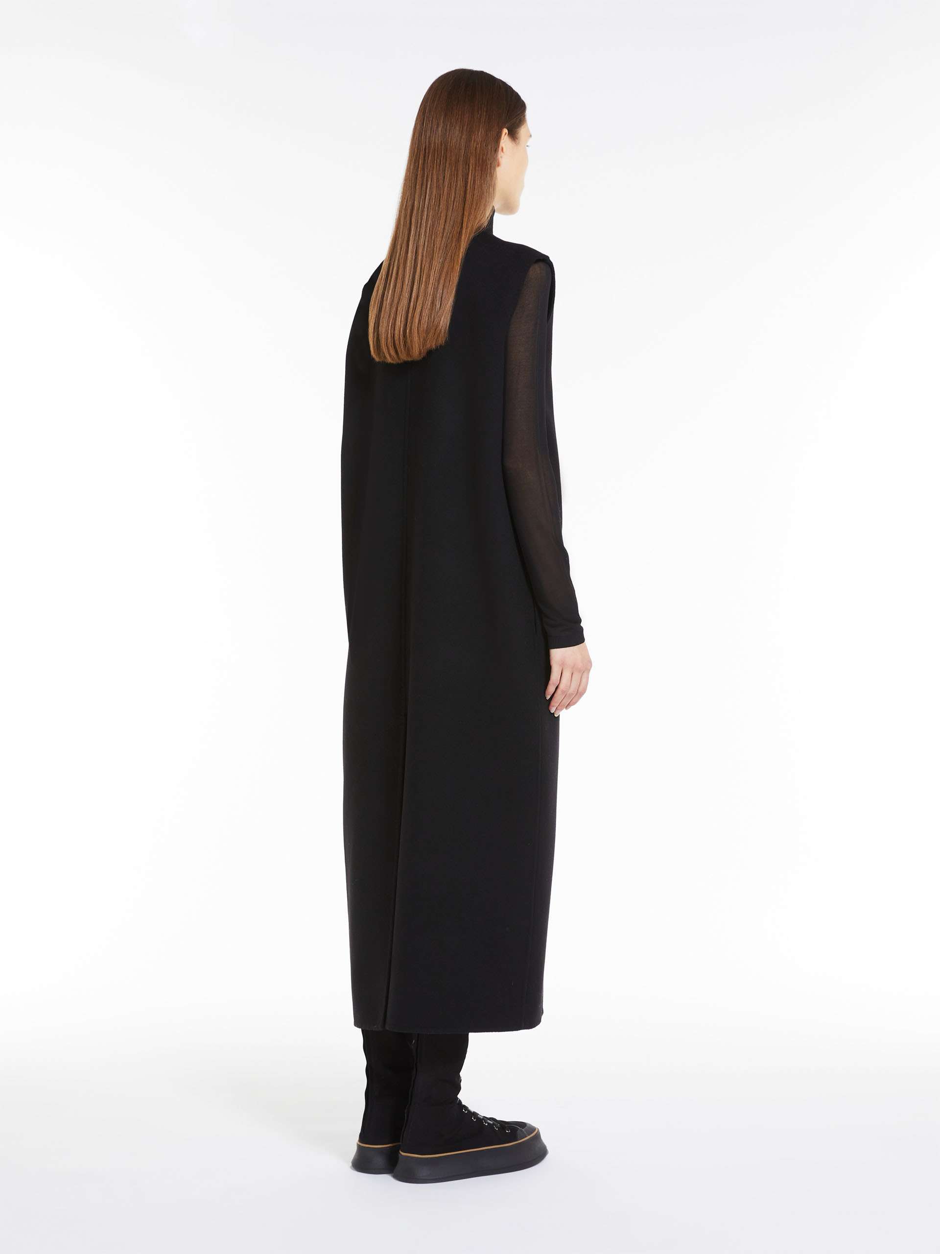 Max Mara Women Sleeveless Wool And Cashmere Coat In Black