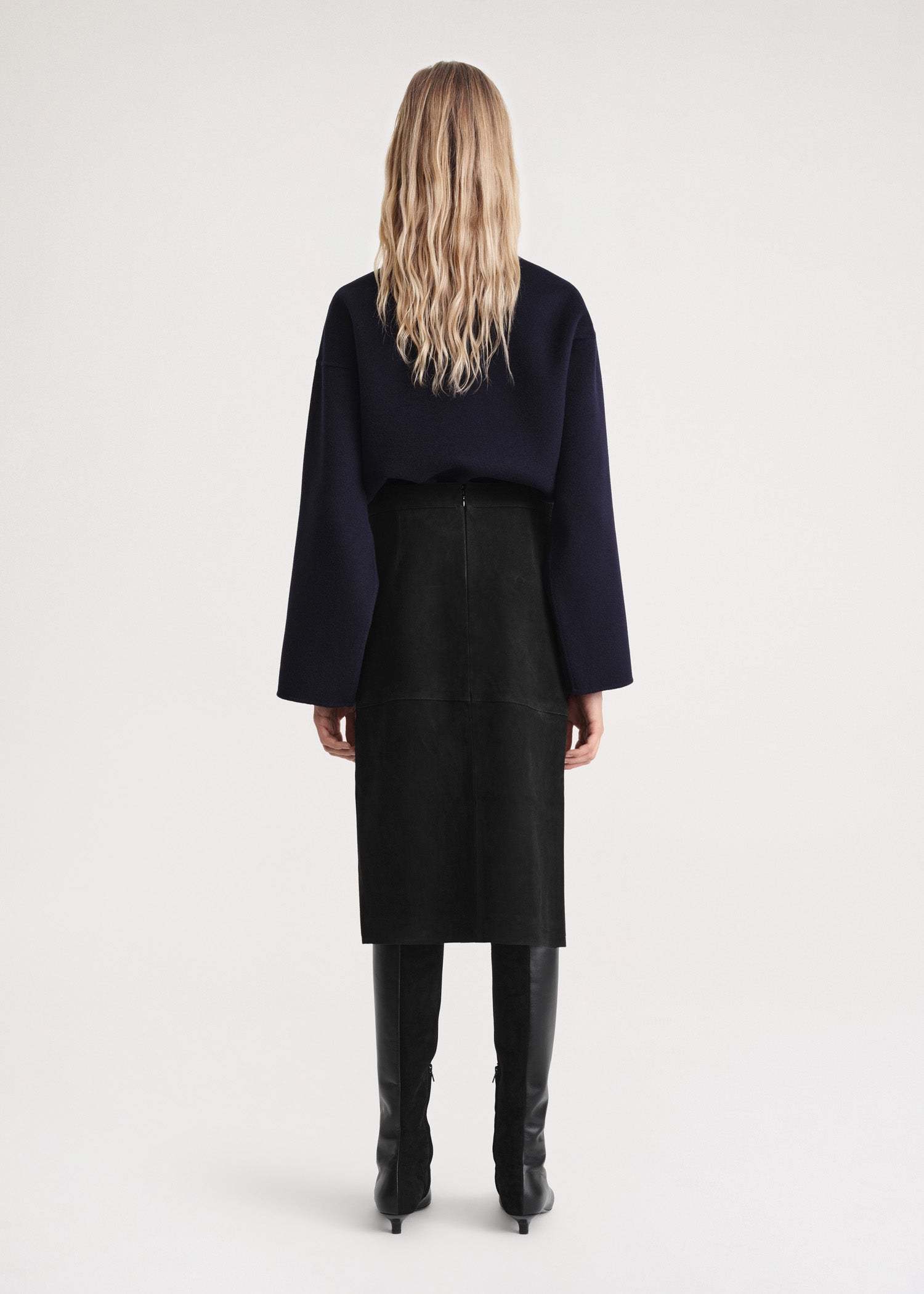 TOTÊME SUEDE MIDI SKIRT