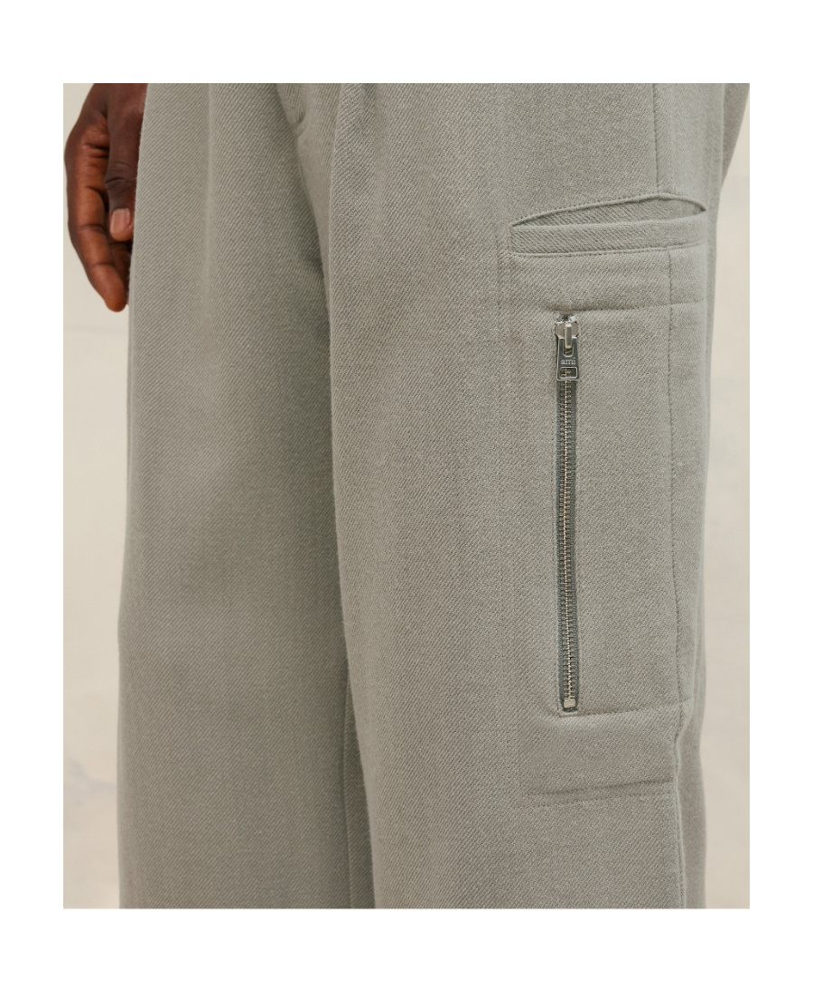 AMI ALEXANDRE MATTIUSSI AMI PLEATED WIDE-LEG CARGO PANTS 