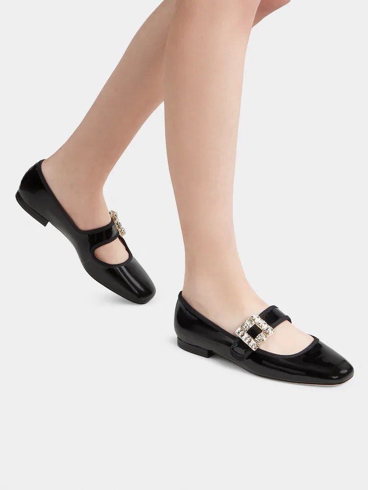 Roger Vivier Très Vivier Strass Babies Crystal-embellished Patent-leather Ballet Flats In Black