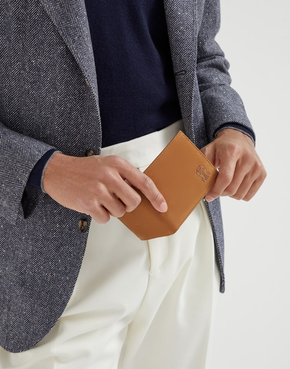 Brunello Cucinelli Logo-embossed Bi-fold Wallet In Brown