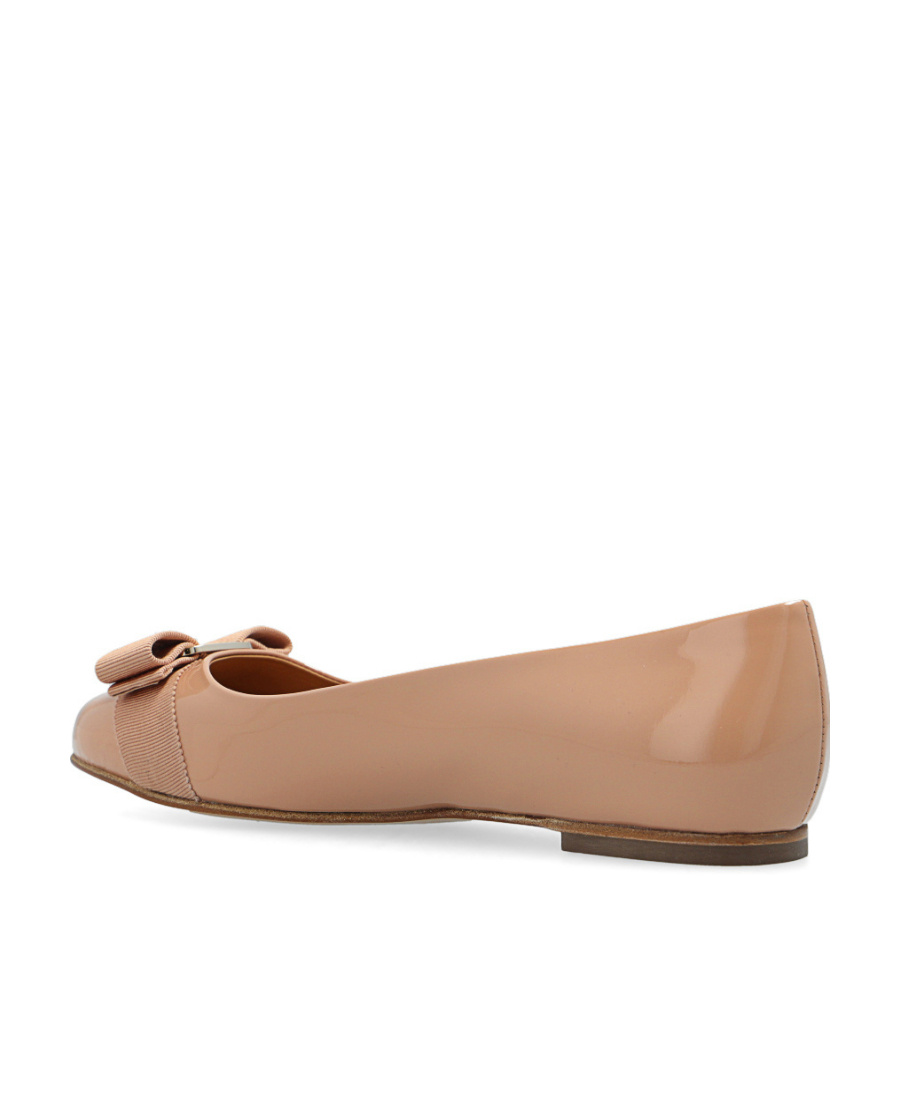 Ferragamo Varina Bow-detailed Patent-leather Ballet Flats In Brown