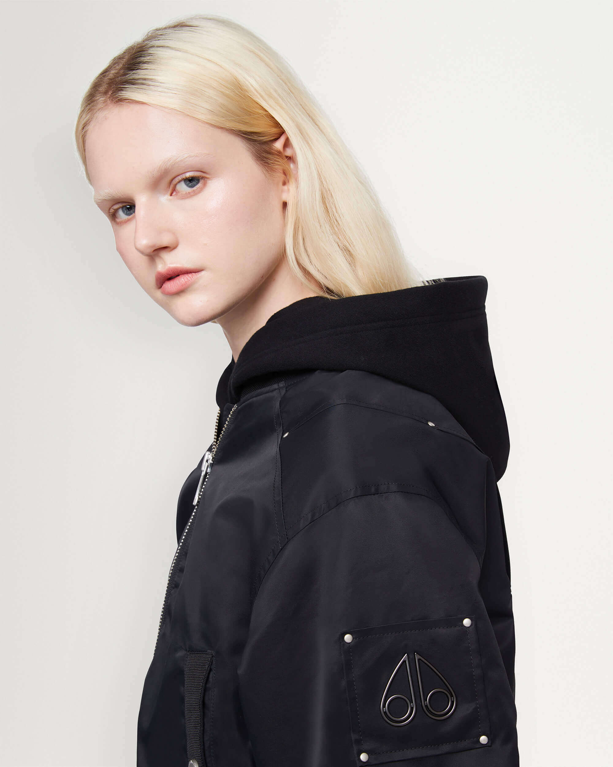 Moose Knuckles Rougemont Puffer Jacket In Black