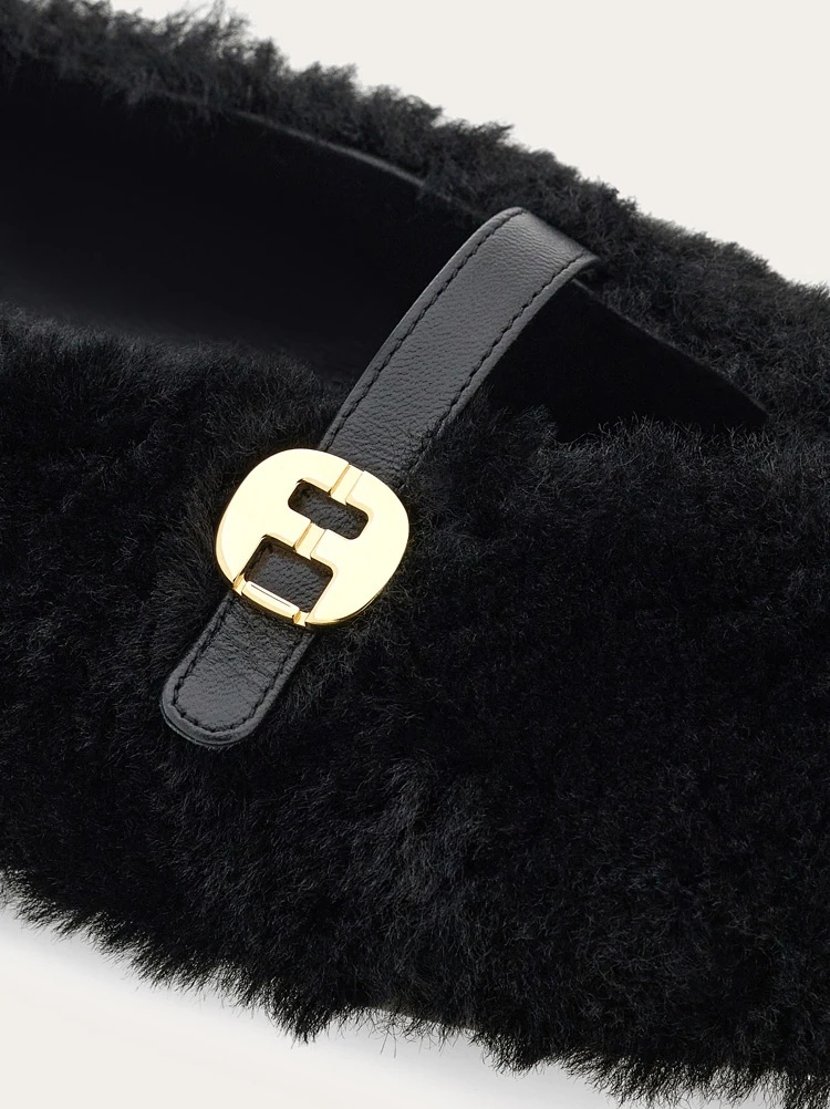 Ferragamo "noella Fur" Shearling Ballet Flats In Black