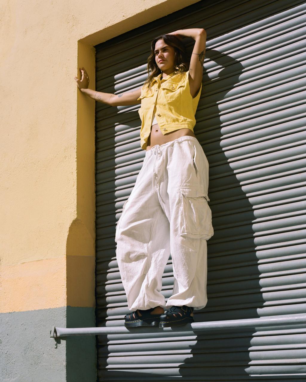 Dr. Martens Wrenlie Fisherman Sandal In Black