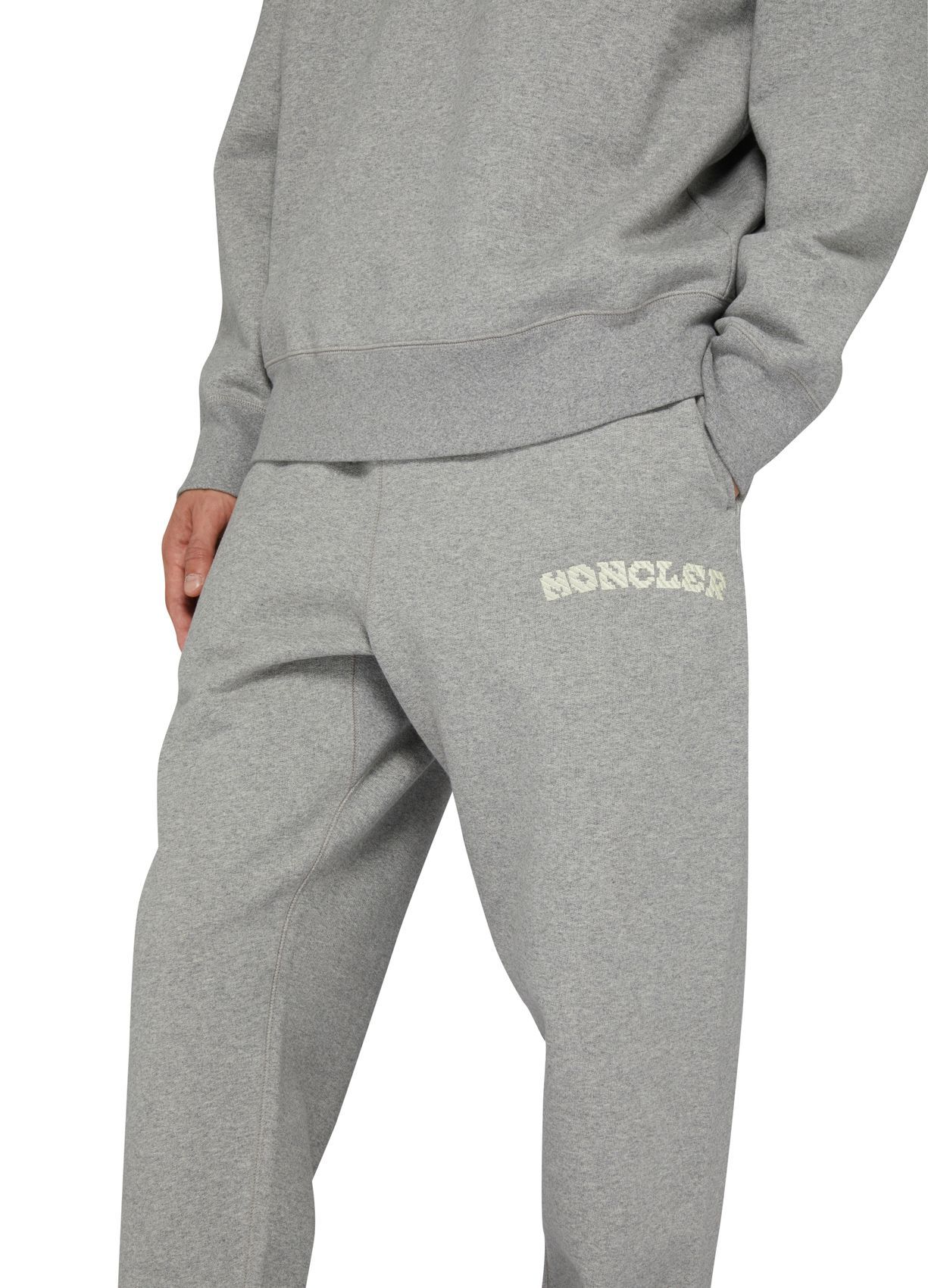 Moncler Elastic Waist Sweatpants In Gray