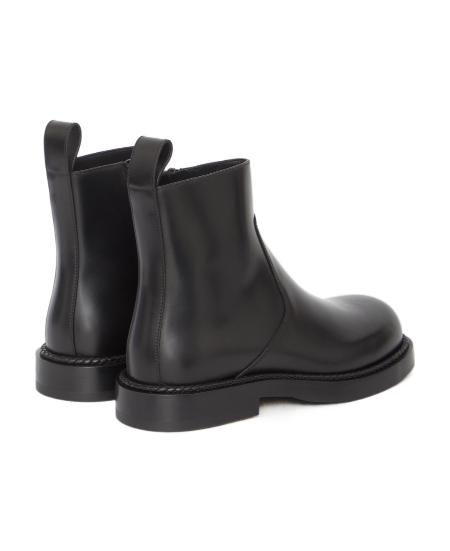 Bottega Veneta Leather Ankle Boots In Black