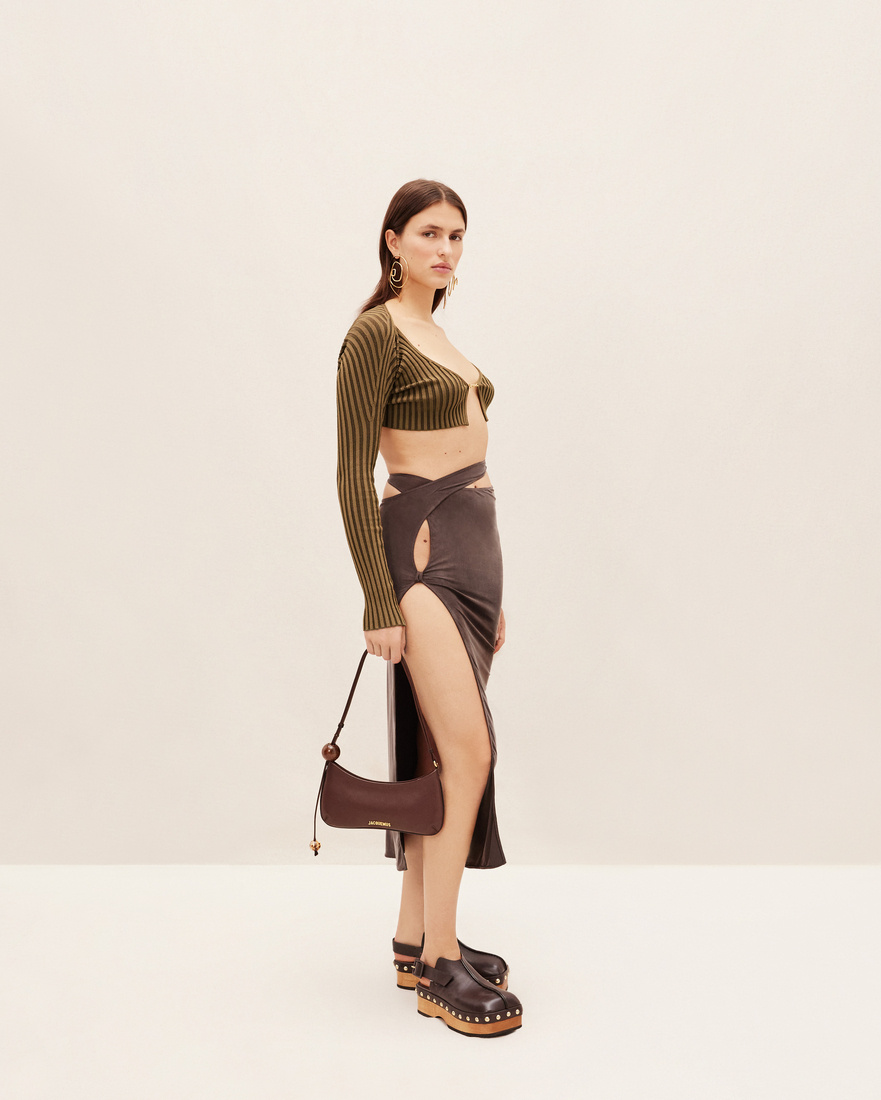 Jacquemus Logo-lettering Cropped Cardigan In Brown