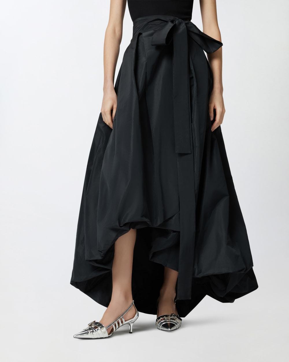 Pinko Bow-detailed Wide Taffeta Skirt In Black