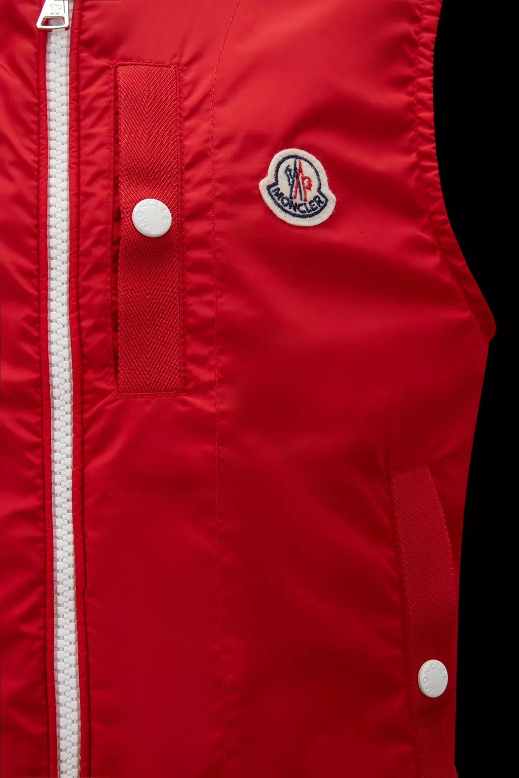 Moncler Logo-patch Zip-up Gilet In Red