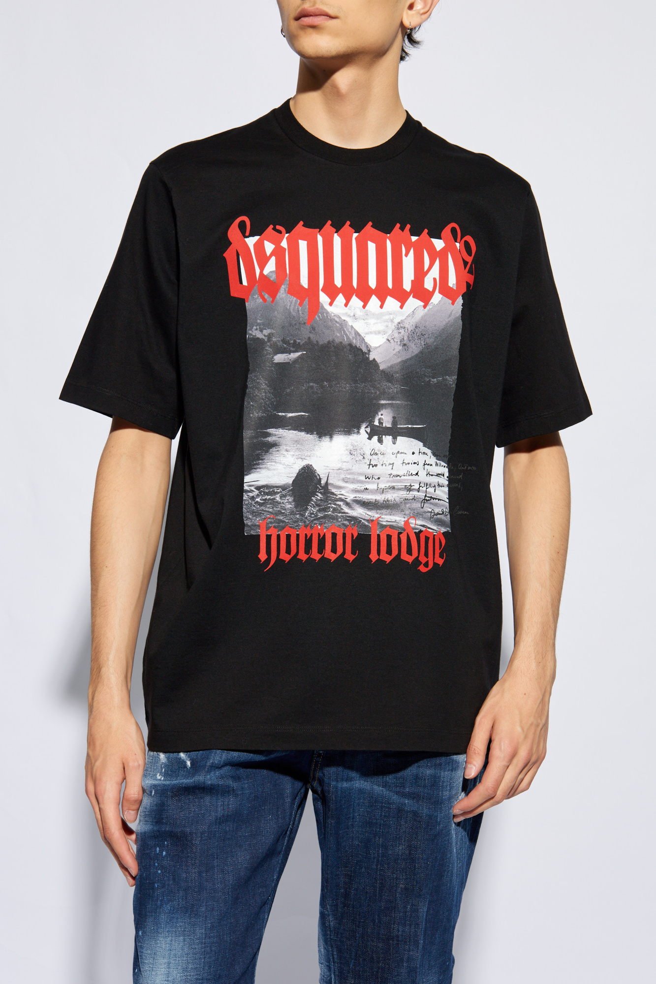 Dsquared2 Graphic Printed Crewneck T-shirt In Black