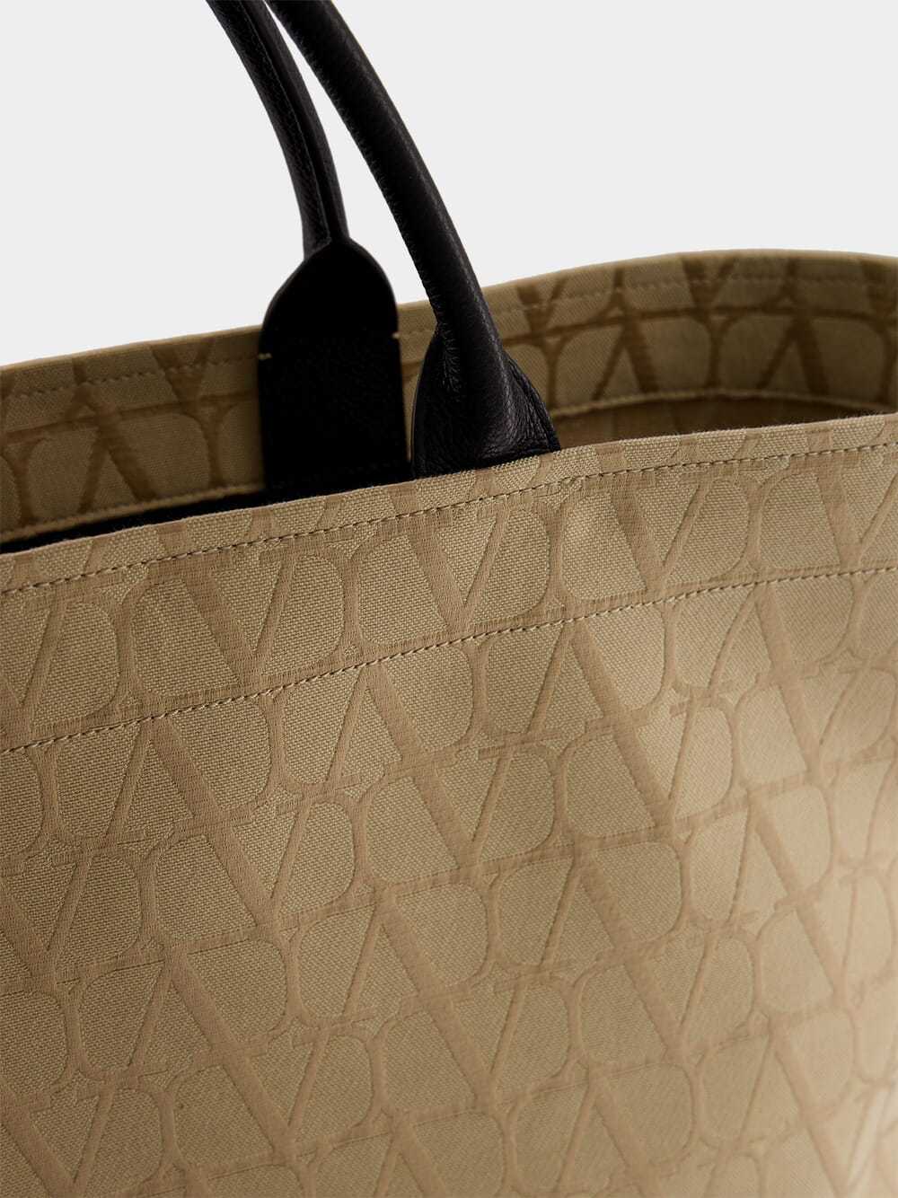 Valentino Double Handle Tote Bag In Nude