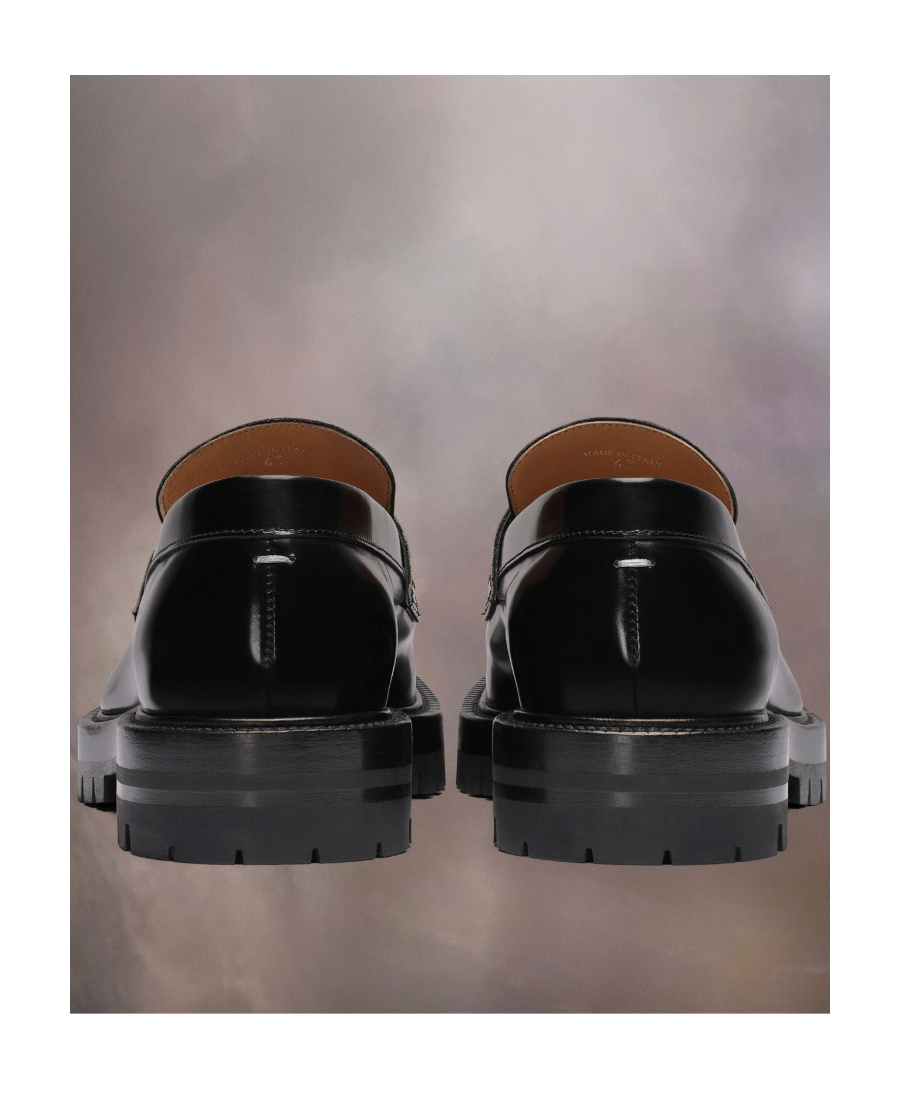 Maison Margiela Tabi County Split-toe Distressed Textured-leather Penny Loafers In Black