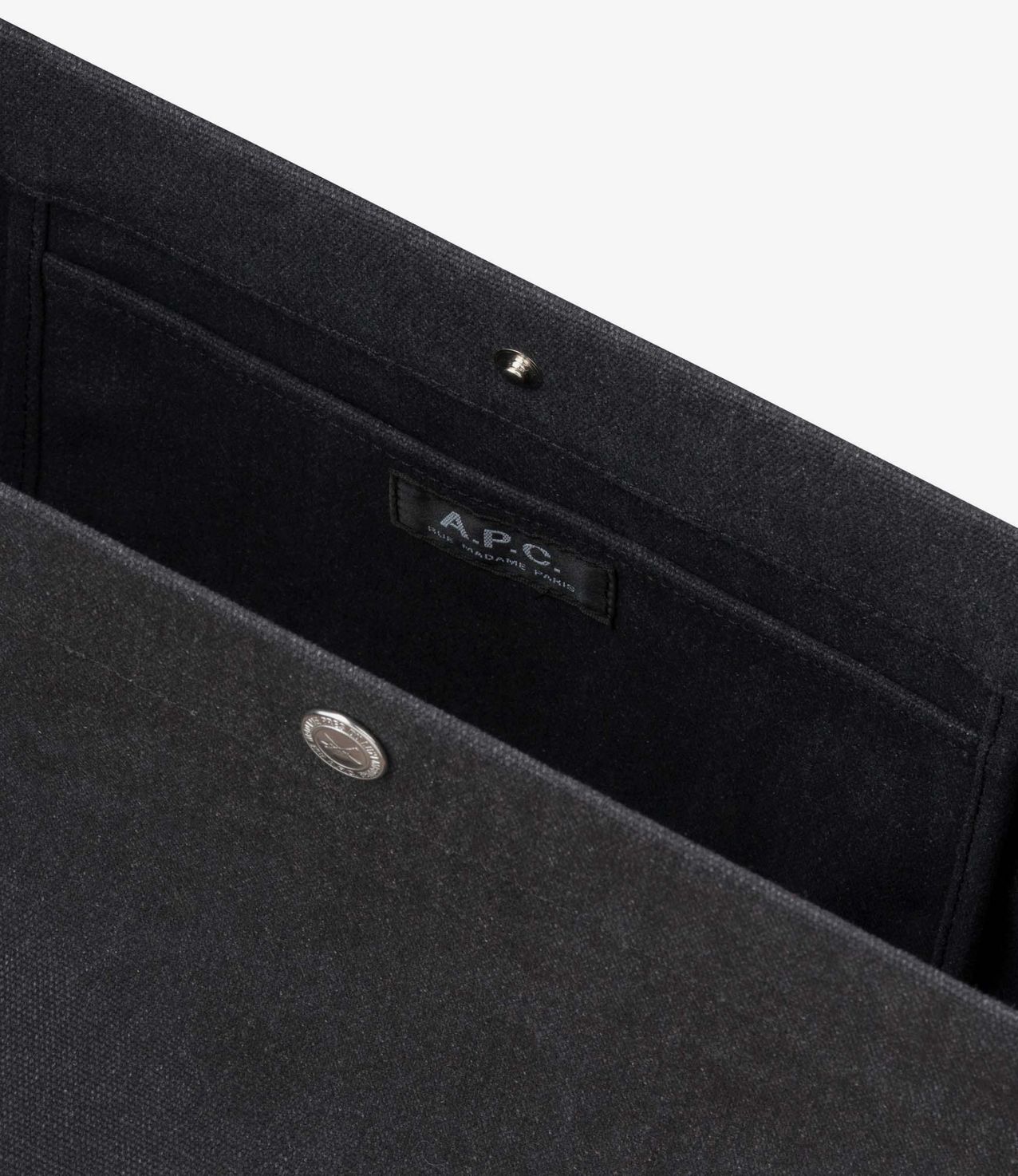 Apc Journal Messenger Bag In Black